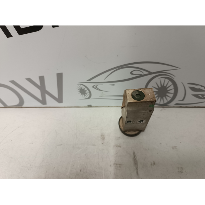 F108007AA ALETTROVALVOLA TUBO TUBI ARIA CONDIZIONATA CLIMA HYUNDAI I10 1.1 (2007\2010)