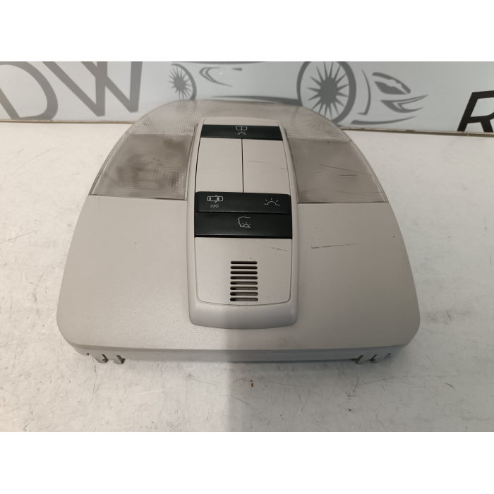 A1698203901 PLAFONIERA LUCE INTERNA ABITACOLO ANTERIORE MERCEDES CLASSE B (2005\2008) 200 CDI