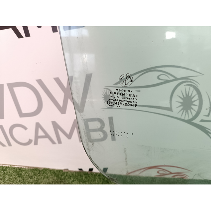 VETRO SCENDENTE ANTERIORE DESTRO ANT DX LANCIA MUSA \ FIAT IDEA 2007\2012