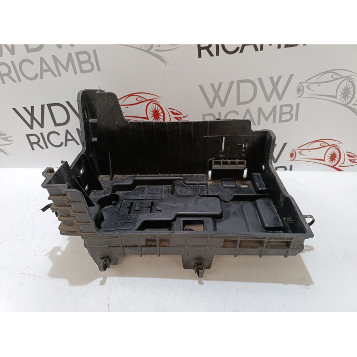 9676054080 SUPPORTO ALLOGGIO BATTERIA CITROEN C3 3° 1.2 (2016\2020)