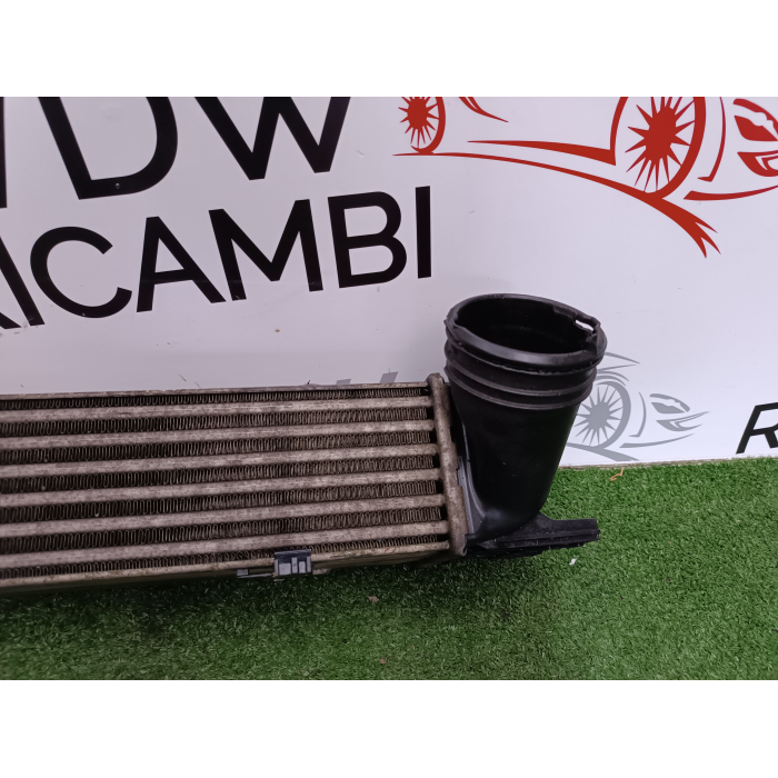 7798788-02 RADIATORE INTERCOOLER BMW SERIE 3 320D (2005\2008) 3296399