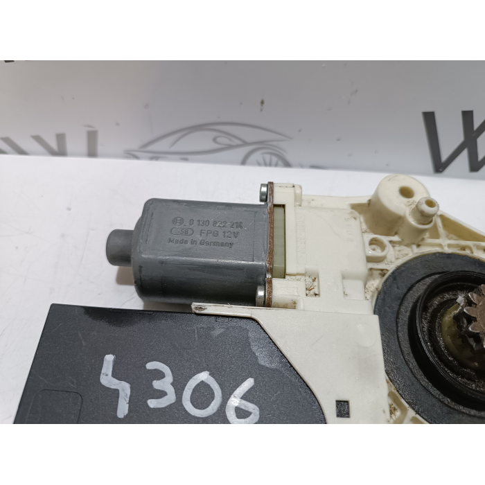 981406103 MOTORINO ALZAVETRO ANTERIORE DESTRO FORD FOCUS SW 2004\2011 0130822214