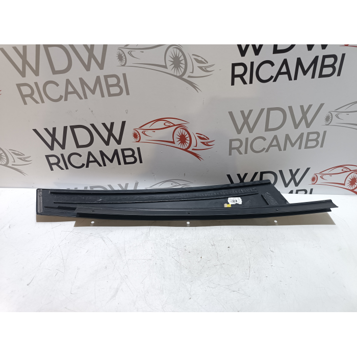 A2046902687 RIVESTIMENTO PORTA ANTERIORE DESTRO MERCEDES CLASSE C W204 2007\2011