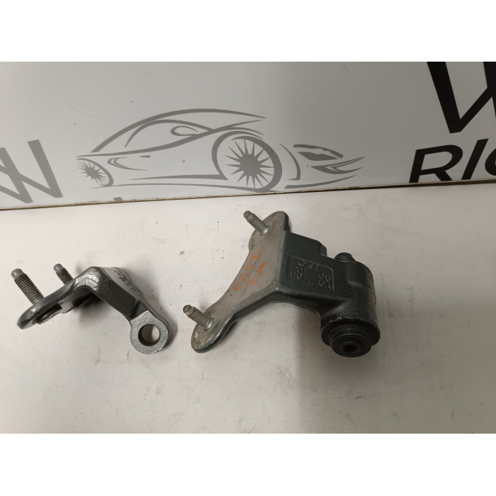 CERNIERE CERNIERA PORTIERA PORTA POSTERIORE DESTRA MERCEDES CLASSE C W204
