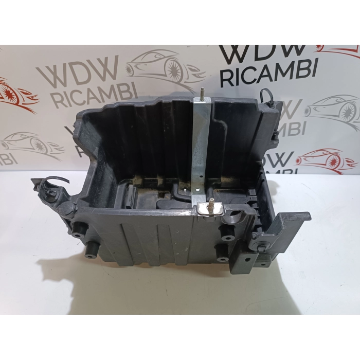 L1BB-10723-BB SUPPORTO ALLOGGIO BATTERIA FORD PUMA (2019\2024)