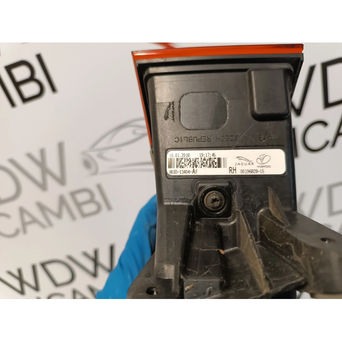 HK83-13404-AF FANALE STOP ESTERNO POSTERIORE DESTRO DX JAGUAR F-PACE (2016\2020)
