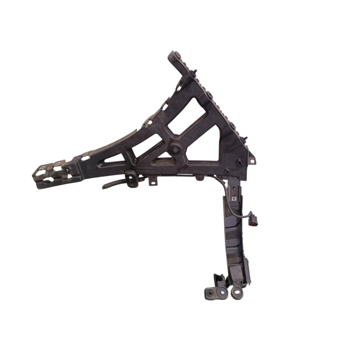 HK83-17B930-AE STAFFA SUPPORTO PARAURTI POSTERIORE DESTRO JAGUAR F-PACE 2016\2020