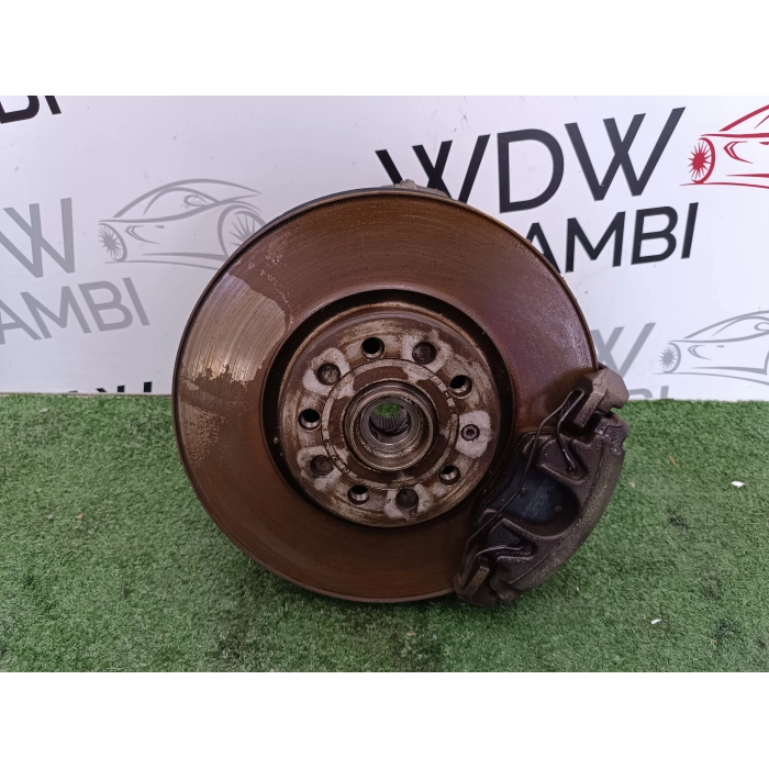 3C0407258F FUSELLO MOZZO MONTANTE ANTERIORE DESTRO VW PASSAT 2.0 TDI (2008\2010)
