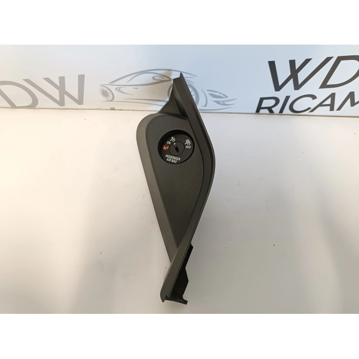 13257544 RIVESTIMENTO DESTRO COMANDO AIRBAG ON - OFF OPEL ASTRA J (2009\2020)