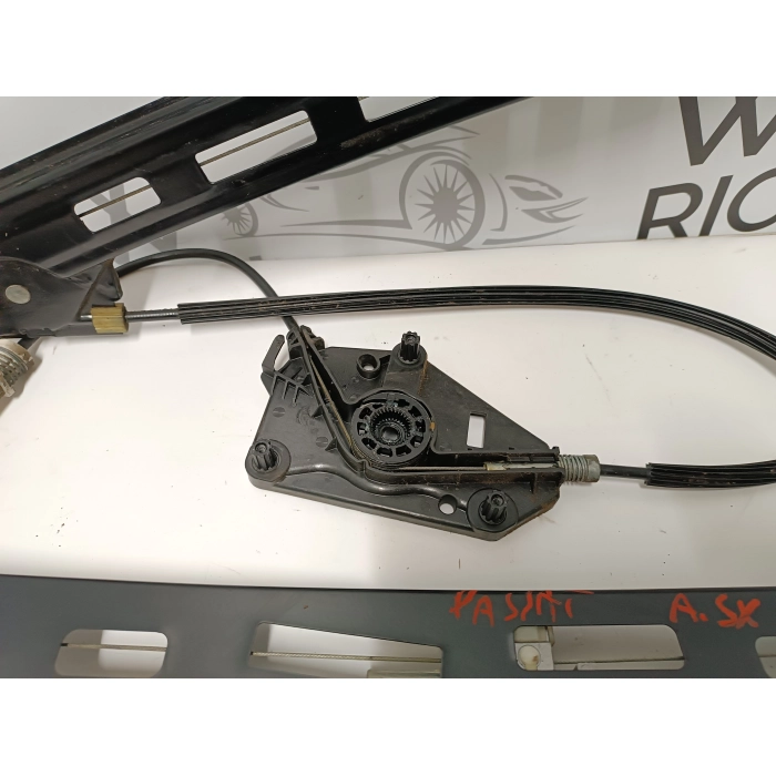 3C8837461G ALZAVETRO ANTERIORE SINISTRO SX VOLKSWAGEN PASSAT B6 2008\2010