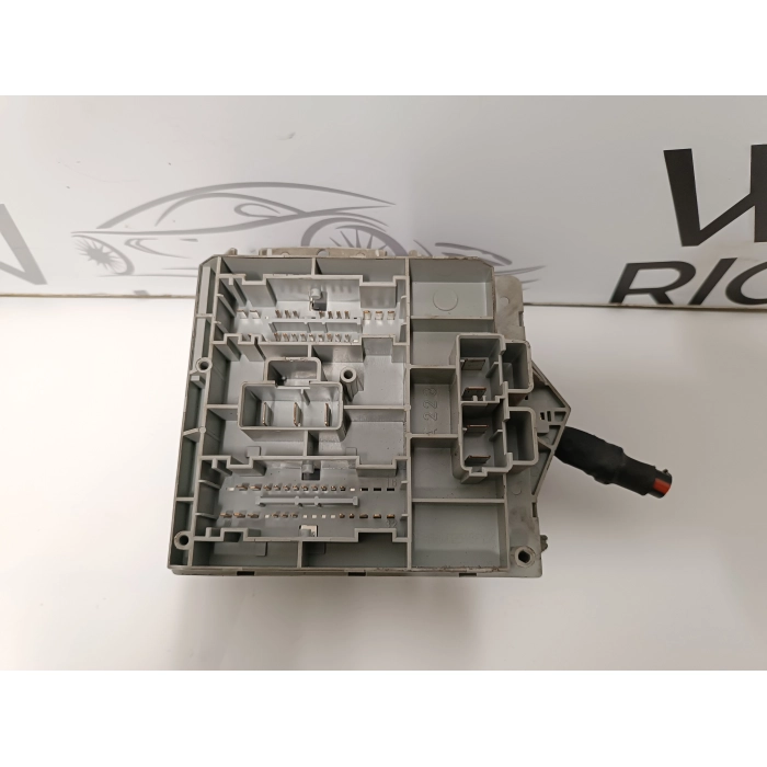 51742420 CENTRALINA SCATOLA PORTAFUSIBILI ALFA ROMEO 147 1.9 115CV - 150CV (2000\2010)