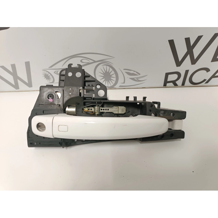 8T0837885B MANIGLIA ESTERNA PORTA ANTERIORE SINISTRA AUDI A4 B8 2007 - 2016