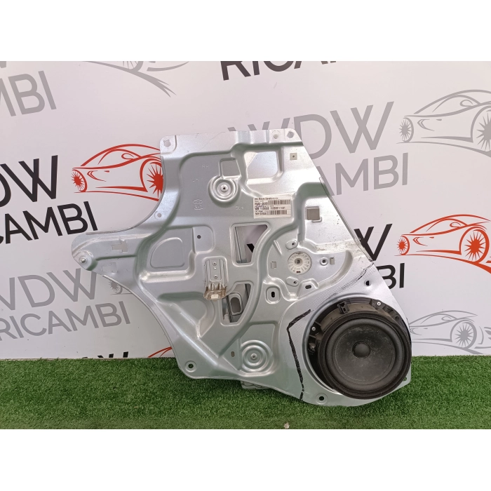 83470-3U000 ALZAVETRO PORTA POSTERIORE SINISTRO KIA SPORTAGE (SL) (2010\2016)