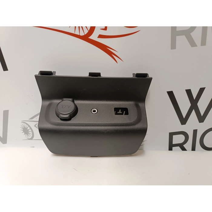 9812508977 CORNICE ATTACCO ACCENDISIGARI AUX CITROEN C3 3° (DAL 2016 IN POI >)