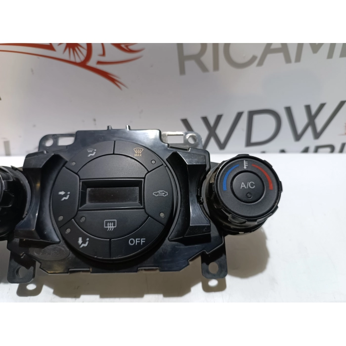 8A6T-18C612-AG CENTRALINA GRUPPO COMANDI CLIMA A\C FORD FIESTA 6° (2013\2017)