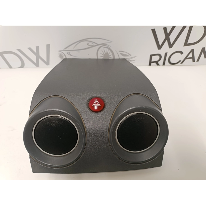 MR951746 RIVESTIMENTO BOCCHETTE CRUSCOTTO CENTRALE MITSUBISHI COLT Z30 (2004\2012)