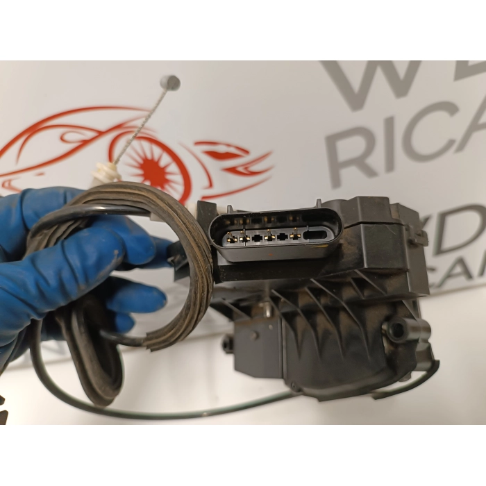 8A61A21978AE SERRATURA CHIUSURA ANTERIORE DESTRA FORD FIESTA VI SERIE 2008-2017