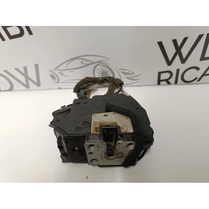 805004945R SERRATURA CHIUSURA PORTA ANTERIORE DESTRA RENAULT NEW CLIO IV 2012-2019