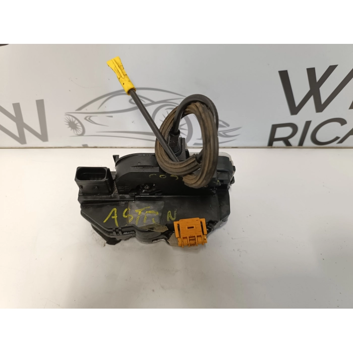 3023880 SERRATURA CHIUSURA ELETTRICA PORTA POSTERIORE DESTRA OPEL ASTRA J 2009-2015