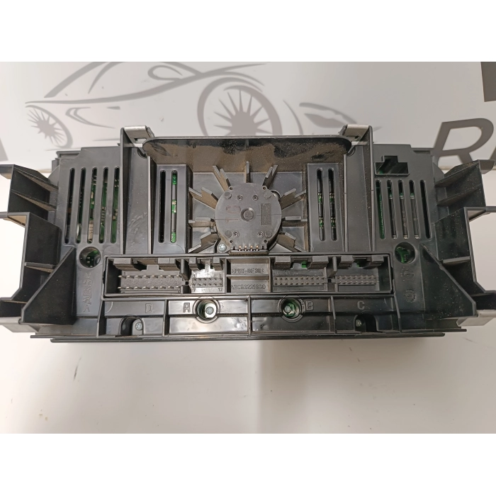 8U0820043F GRUPPO COMANDI CLIMA ARIA STUFA A\C AUDI Q3 1° SERIE 2011-2018 A2C90228000