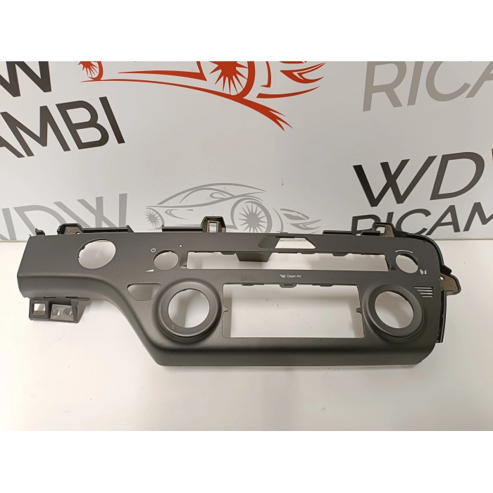84745-F1360 RIVESTIMENTO GRUPPO COMANDI CENTRALE CRUSCOTTO KIA SPORTAGE QL 2016-2021