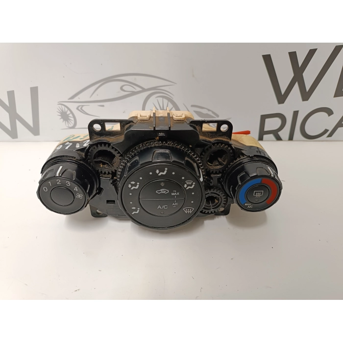 8A61-19980-CF GRUPPO COMANDI STUFA CLIMA A\C FORD FIESTA 6° 2013\2017 8A6119980