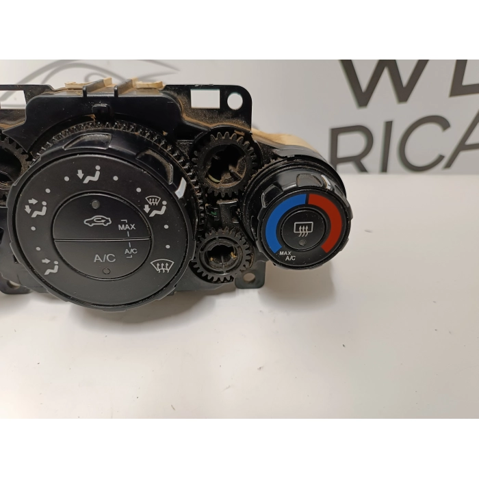 8A61-19980-CF GRUPPO COMANDI STUFA CLIMA A\C FORD FIESTA 6° 2013\2017 8A6119980