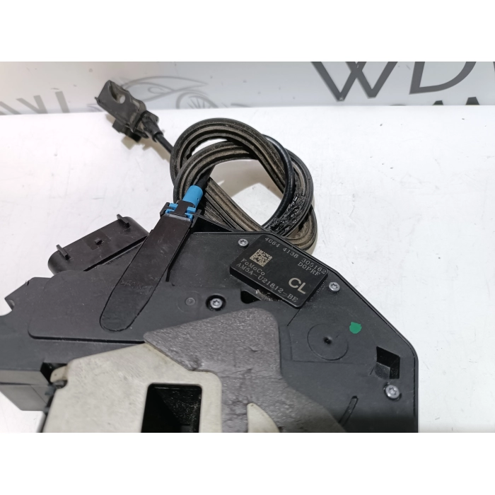 AM5A-U21812-BE SERRATURA PORTA ANTERIORE DESTRO FORD FIESTA 6° (2013\2017)