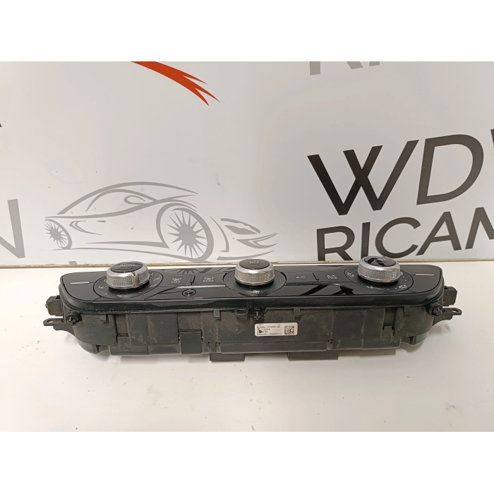 8W0820043L CENTRALINA GRUPPO COMANDI CLIMA A\C ARIA STUFA AUDI A4 B9 2015-2019