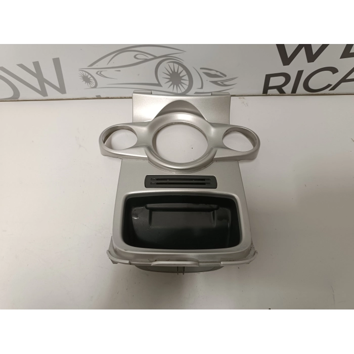 8A61-18D422-AG / 8A61-18D422 CORNICE GRUPPO COMANDI FORD FIESTA 6° (2008\2013)