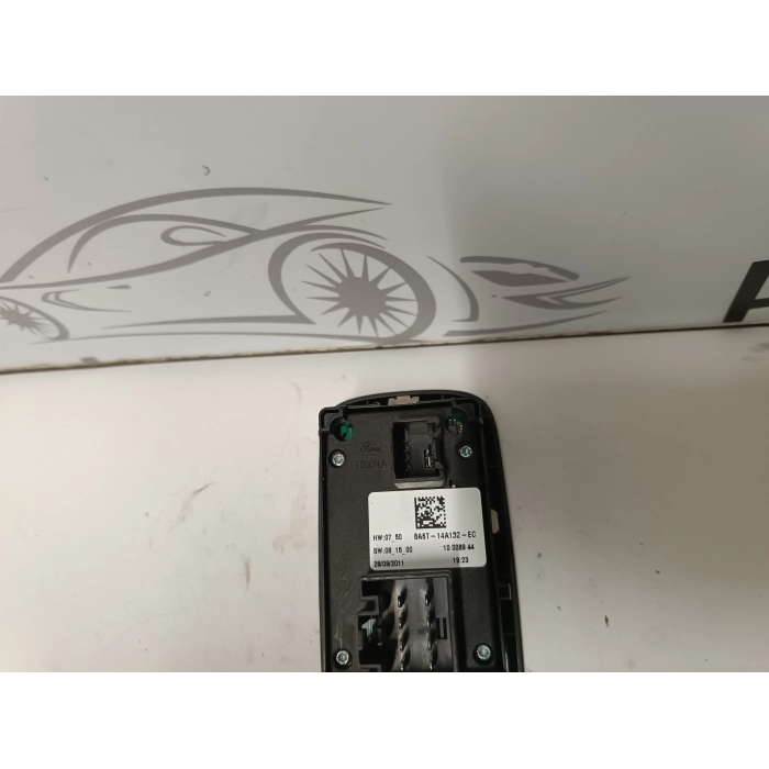 8A6T-14A132-EC PULSANTIERA PULSANTE ALZAVETRO ANTERIORE SINISTRA FORD FIESTA (2008\2013)