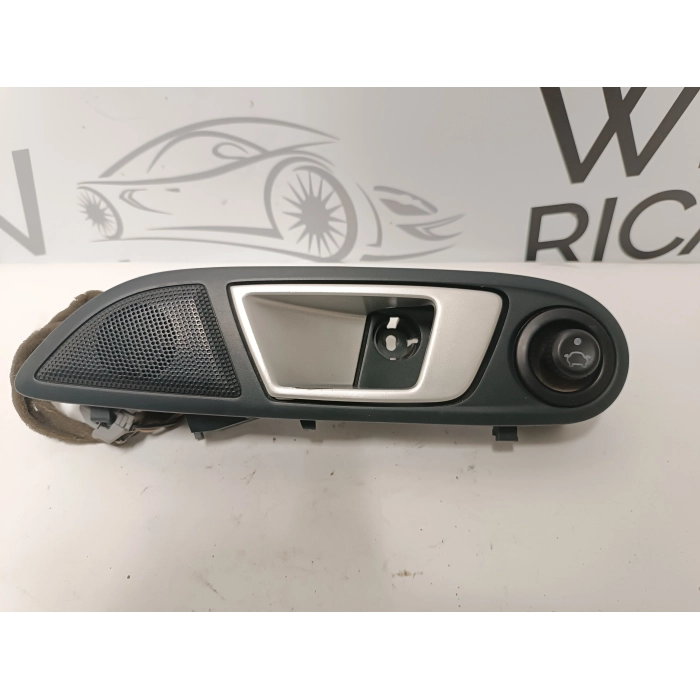 8A61-A22601-AF MANIGLIA INTERNA APRI PORTA ANTERIORE SINISTRA FORD FIESTA (2008\2013)