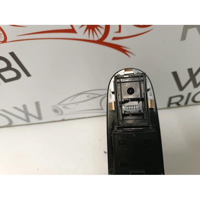 735531346 PULSANTIERA VETRI PORTA ANTERIORE SINISTRA LANCIA YPSILON 2011-2024 312
