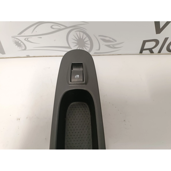 735531347 PULSANTE PULSANTIERA VETRI ALZAVETRO ANTERIORE DESTRO LANCIA YPSILON 2011-2024