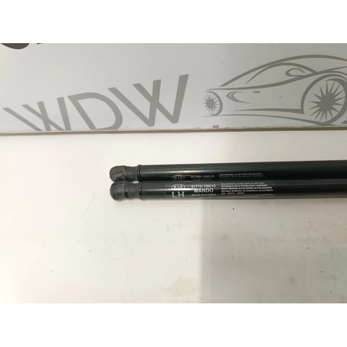 81770-H8010 81780-H8010 COPPIA PISTONCINI AMMORTIZZATORI COFANO KIA RIO 2017-2023
