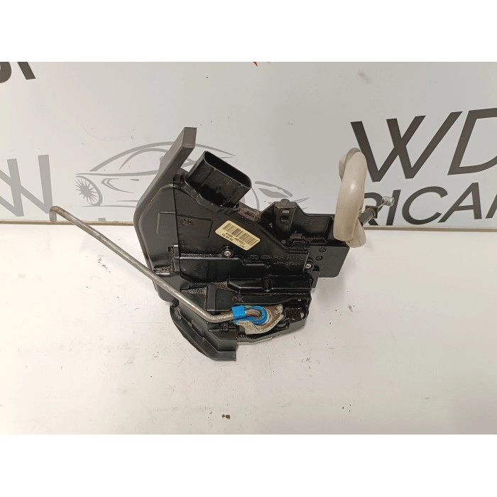 814B0-H8210 SERRATURA CHIUSURA PORTA POSTERIORE DESTRA KIA RIO YB 2017-2023