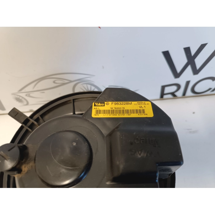 1K1820015F - 3C0907521B - F011500045 VENTOLA ABITACOLO INTERNA AUDI A3 8P 2003\2007