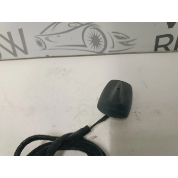 7617431007 - 8P0035503A ANTENNA PINNA AMPLIFICATORE AUDI A3 8P 1.6 2003\2007