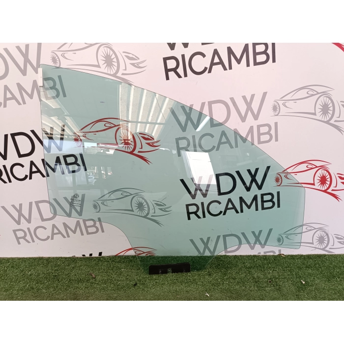 VETRO CRISTALLO SCENDENTE ANTERIORE DESTRO LANCIA YPSILON 1.0 2011-2024 5P 5 PORTE