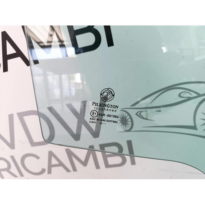 VETRO CRISTALLO SCENDENTE ANTERIORE DESTRO LANCIA YPSILON 1.0 2011-2024 5P 5 PORTE