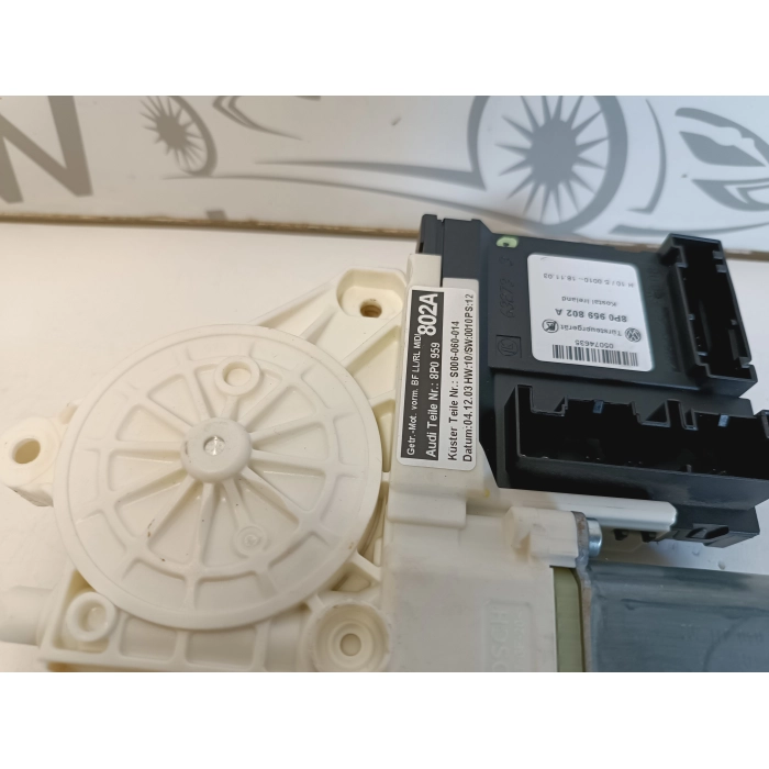 8P0959802A MOTORINO ALZAVETRO ALZACRISTALLO ANTERIORE DESTRO AUDI A3 8P 2003\2012