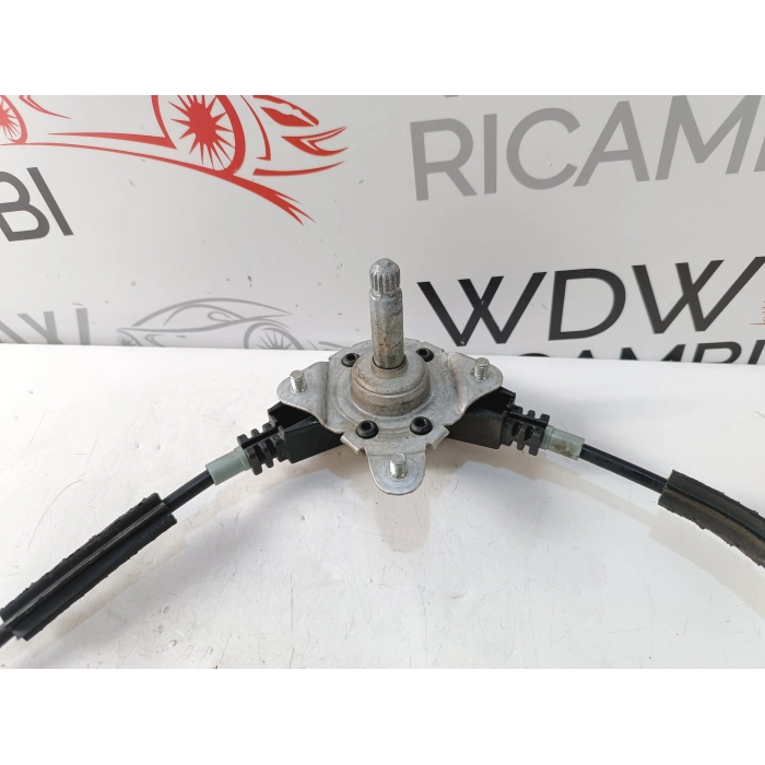 51983619 ALZAVETRO MANUALE POSTERIORE SINISTRO FIAT PANDA (312\319) DAL 2012 IN POI