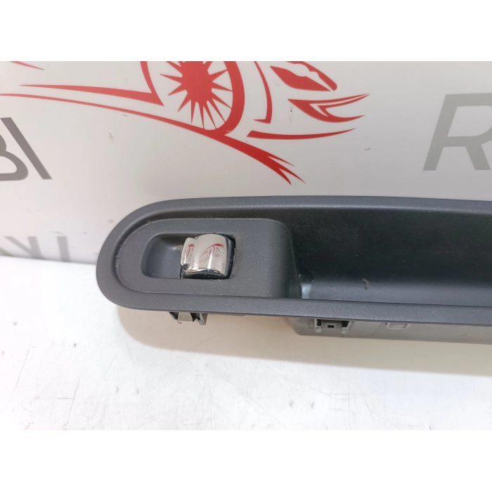 9294884-01 PULSANTE ALZAVETRO ANTERIORE DESTRO MINI COUNTRYMAN (R60) (2010\2016)