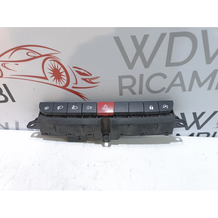 7356509010 PULSANTIERA CENTRALE CRUSCOTTO FIAT 500L 1.3 MTJ (DAL 2012 IN POI >)