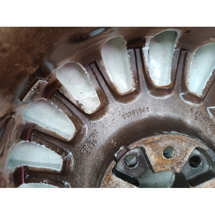 51787641 1 CERCHIO IN LEGA DA 15 4 FORI FIAT 500 1.4 (2007\2015) 5JX15H2 ET35