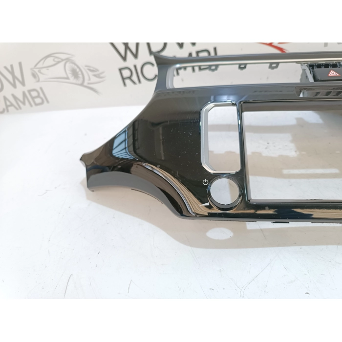 84740-1WFB0 MASCHERINA RIVESTIMENTO RADIO CRUSCOTTO KIA RIO (UB) (2011\2017)