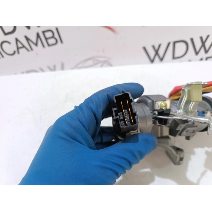 BLOCCHETTO ACCENSIONE CON CHIAVE KIA RIO (UB) 1.1 CRDI (2011\2017)