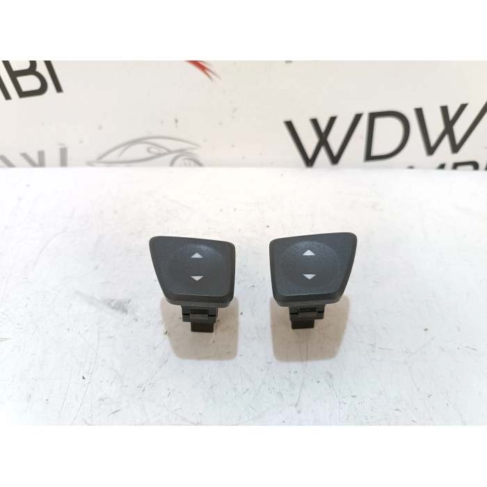 28767 COPPIA INTERRUTTORI ALZAVETRO DX \ SX FIAT 500 1.4 (2007\2015) 3P 3 PORTE