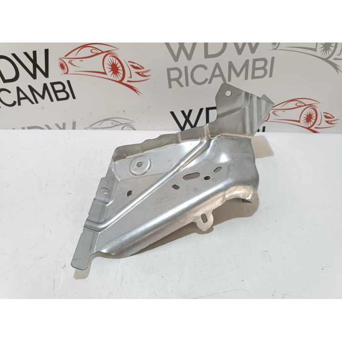M1TB-16D268-AB STAFFA PARAFANGO ANTERIORE SINISTRO FORD PUMA ST-LINE (2019\2024)