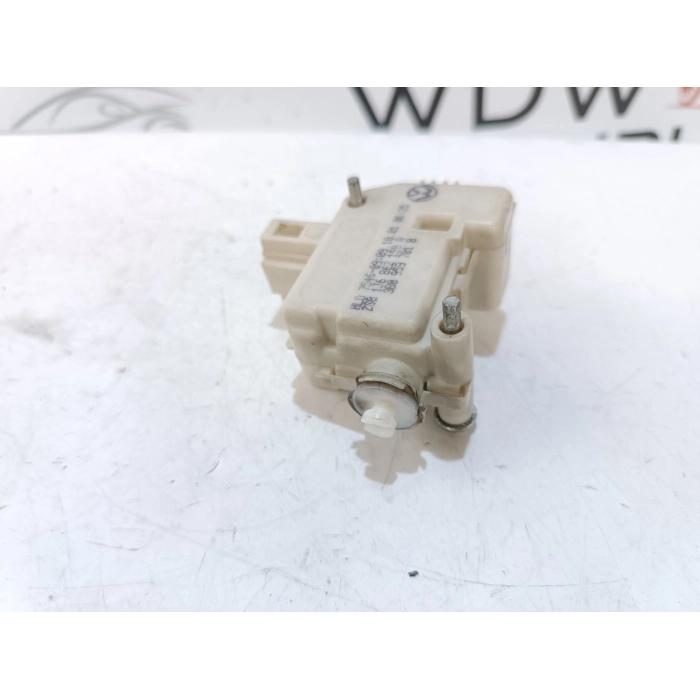 1J6862159A MOTORINO SERRATURA PORTELLONE POSTERIORE POST VW GOLF 4 IV (1997\2004)